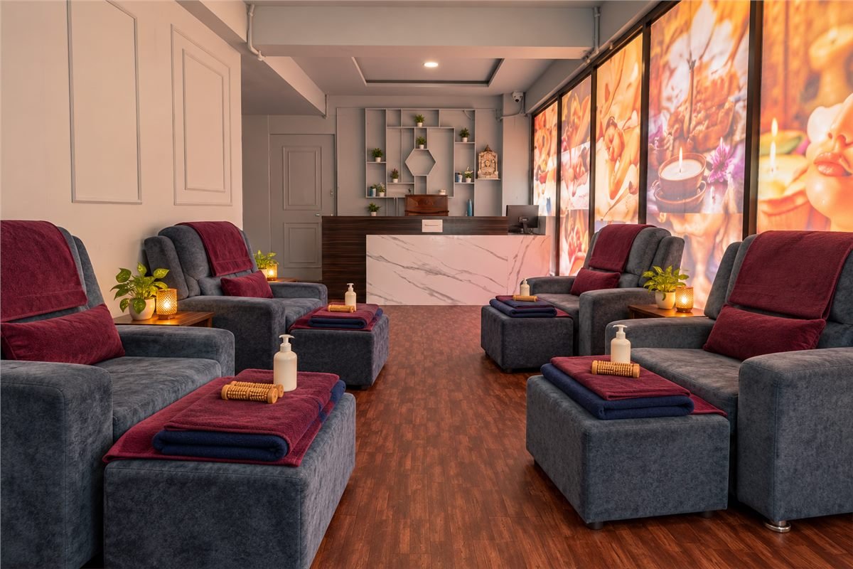 Foot Reflexology at The Wellness Luxurious Spa